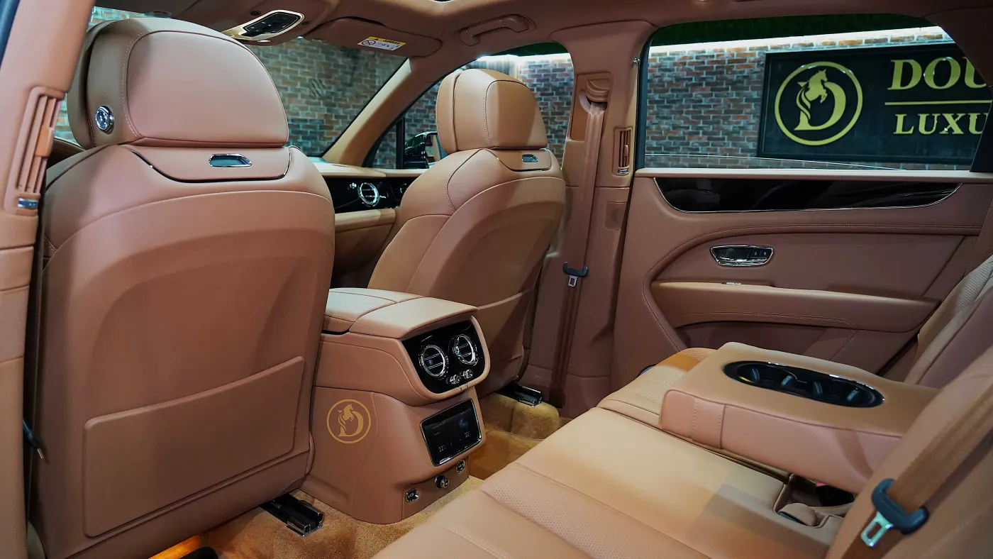 Buy Bentley Bentayga handcrafted twin-turbo V8 luxury performance SUV in UAE
